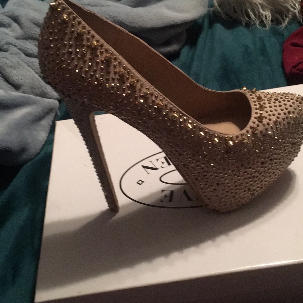 NWT Steve Madden pumps